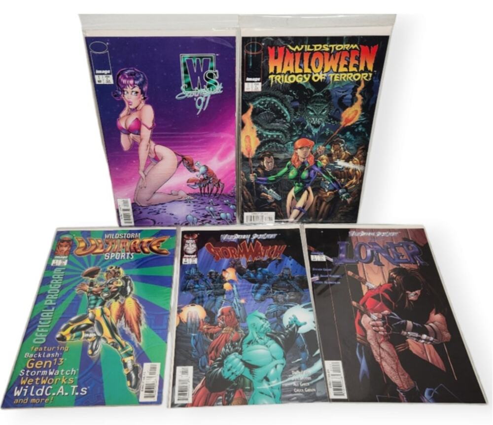 Wildstorm Spotlight, Ultimate Sports, Halloween & Swimsuit Lot 1997 Comics NM